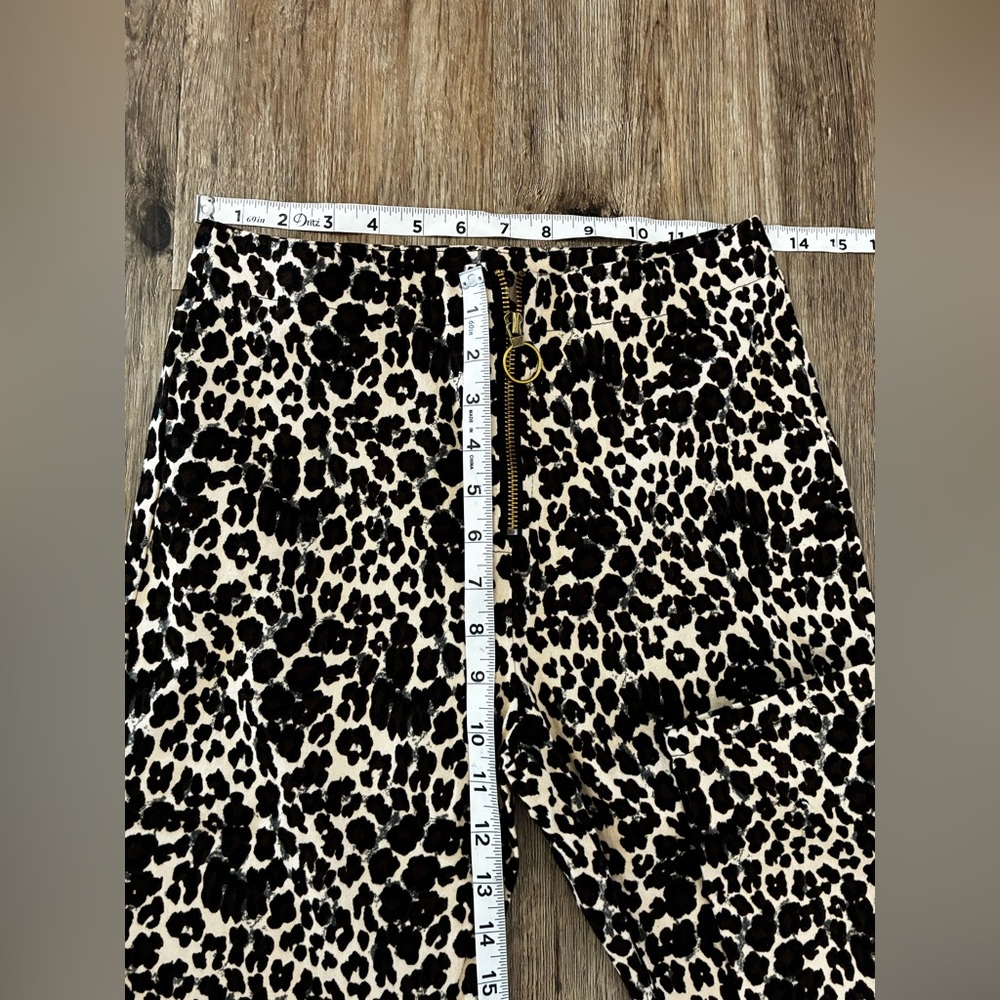 HAYDEN LOS ANGELES Black and Tan Animal Print Pants. Size Medium. - Picture 7 of 9